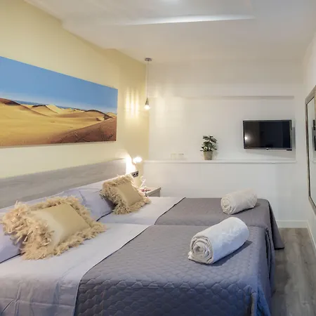 ホテル La Palmera Boutique 3*