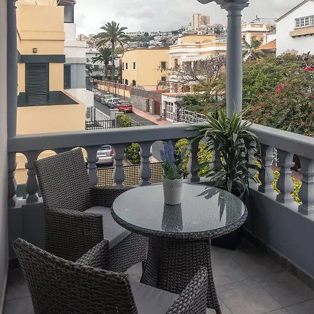 ホテル La Palmera Boutique